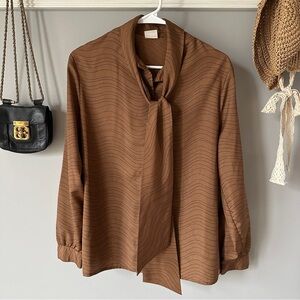 Vintage Walnut with black squiggle blouse